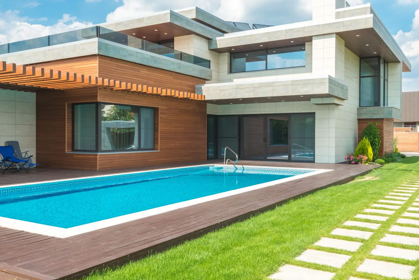 Swimming pool built in Ambarvale, NSW